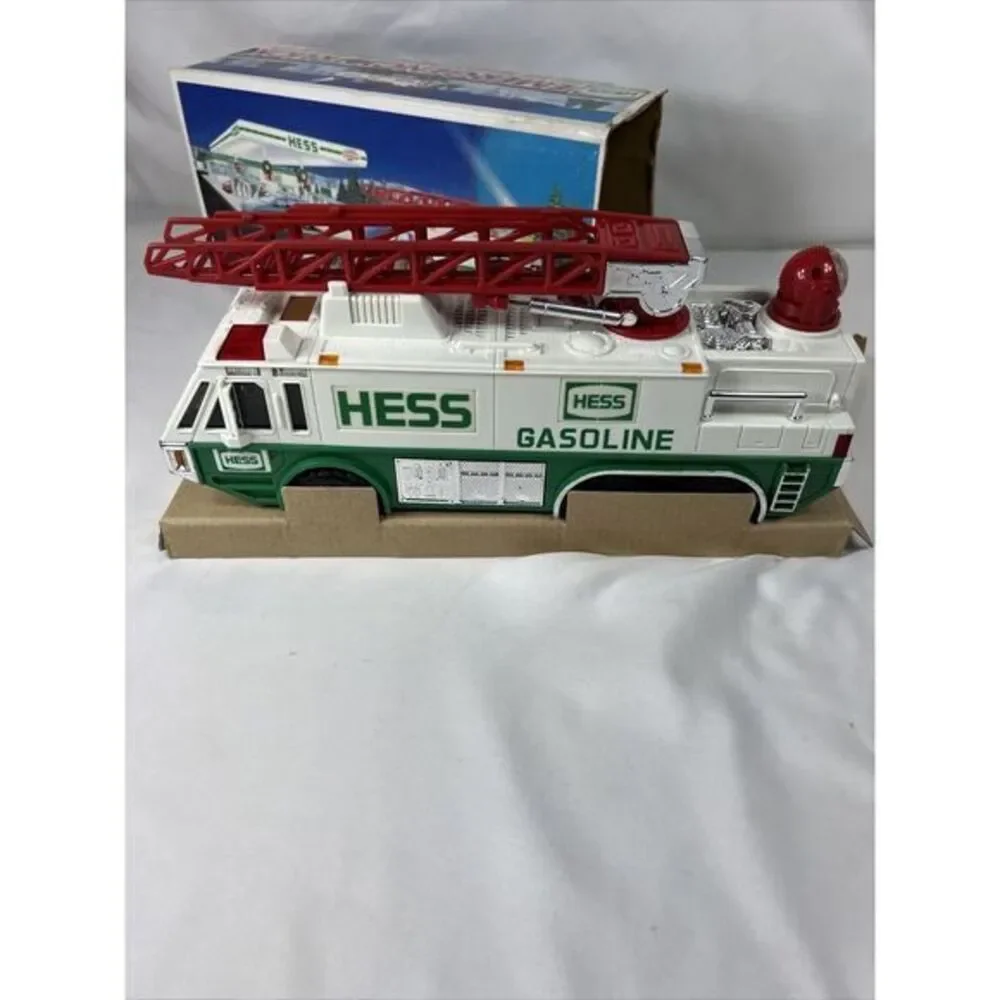 Vintage 1996 Hess Truck Emergency Vehicle‎ In Original Box